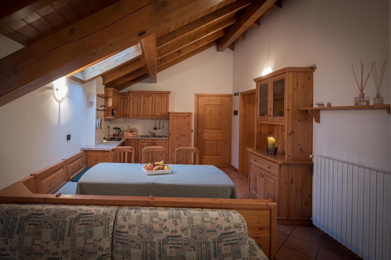 Casa Le Rondini Apartment Valdisotto Luaran gambar