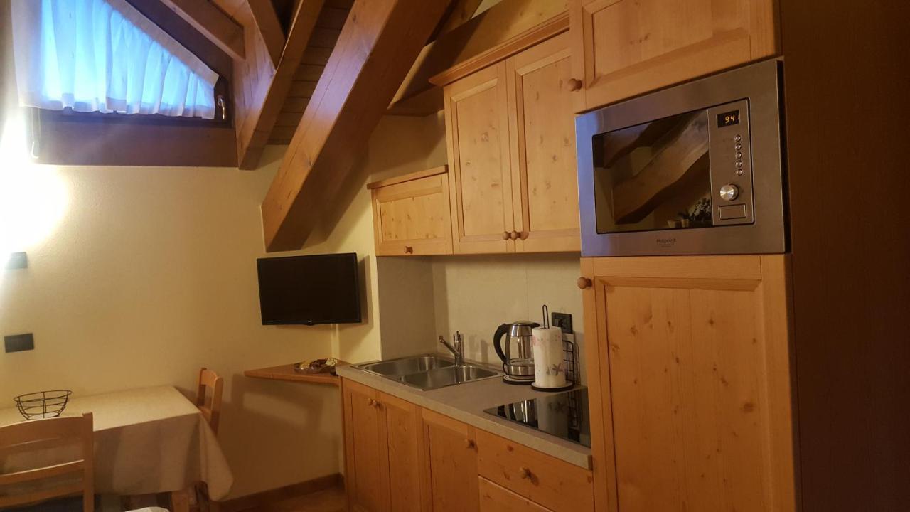 Casa Le Rondini Apartment Valdisotto Luaran gambar