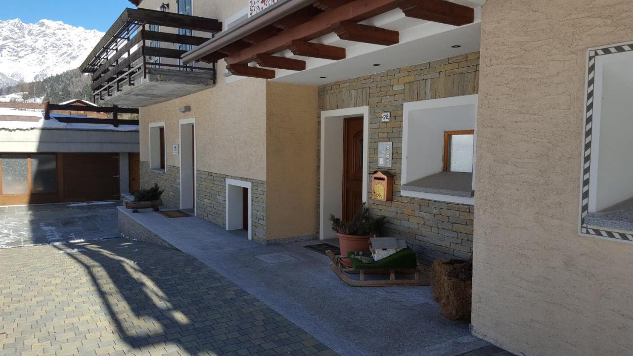 Casa Le Rondini Apartment Valdisotto Luaran gambar