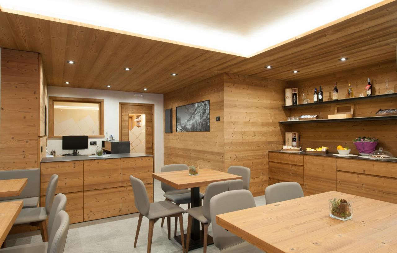Casa Le Rondini Apartment Valdisotto Luaran gambar