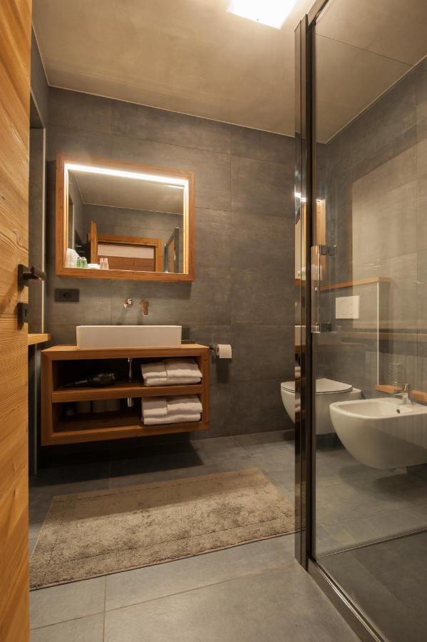 Casa Le Rondini Apartment Valdisotto Luaran gambar